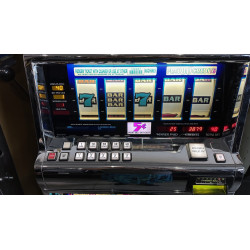 Vintage Slot Machine: 3x 4x 5x Paylines Fun