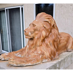 Pair of Reclining Lion Statues | Estate Garden & Entryway Décor